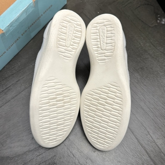 LIFESTRIDE Accelerate Slip-on Sneakers (Wide) - Picture 3 of 6